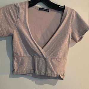 SIZE: fits like small